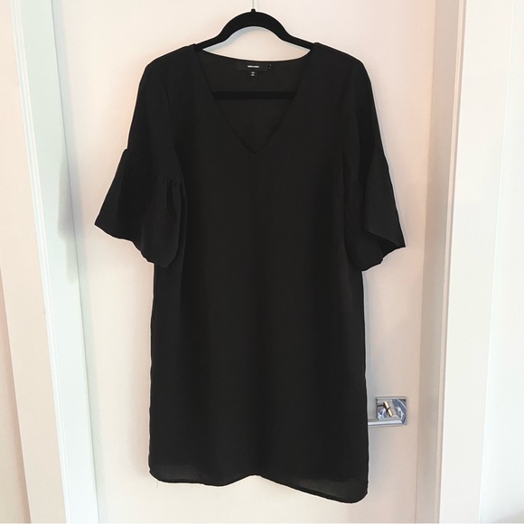 Vera Moda shift dress with puff sleeves. Black. Size medium. - Picture 4 of 4